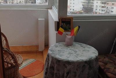 Apartament cu 2 camere decomandat în Central - 4