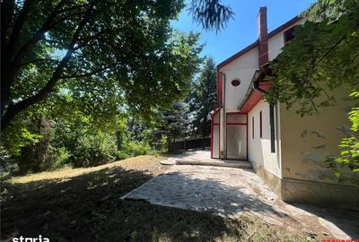 Casă cu 3 camere cu Teren 308 Mp în Central
