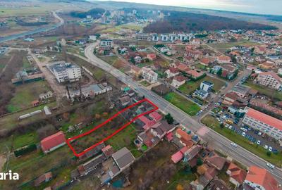 Casă cu 5 camere cu Teren 1054 Mp în Sânmartin - 2
