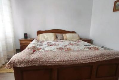 Apartament cu 2 camere decomandat în Siret - 4