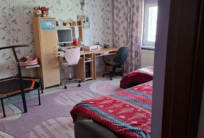 Apartament cu 3 camere decomandat în Inel II - 3