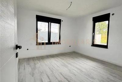 Casă cu Teren 550 Mp în Satu Nou de Jos - 6