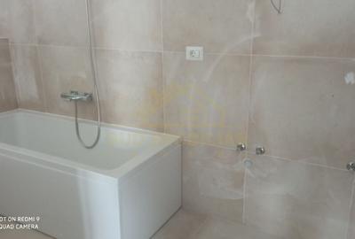 Casă cu 4 camere cu Canalizare în Central - 8