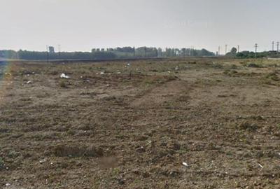 Teren de 2500 mp, în Central - 8
