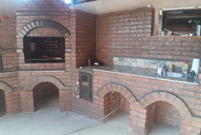 Casă cu 6 camere cu Teren 536 Mp în Central - 4