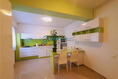 Royal Imobiliare - Vanzare apartament 3 camere zona 9 MAI - 14