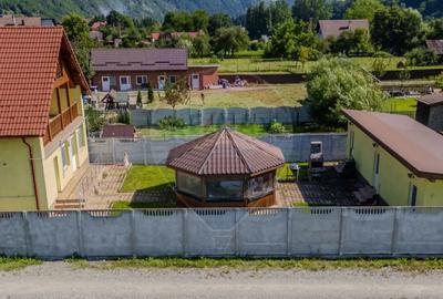Casă cu 10 camere cu Teren 1074 Mp în Moieciu - 7
