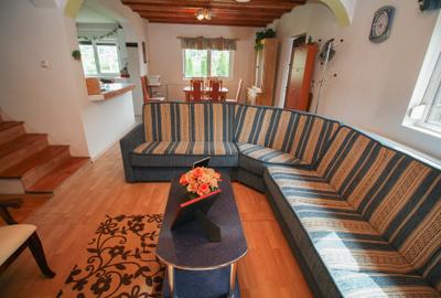 Vila cu 5 camere - 7
