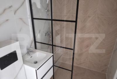 Apartament cu 3 camere, 1 bai, decomandat Calea Moldovei, s - 13