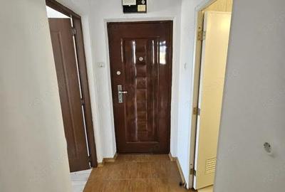 Vanzare apartament cu 2 camere, situat in Targu Jiu, Aleea Plopilor - 2