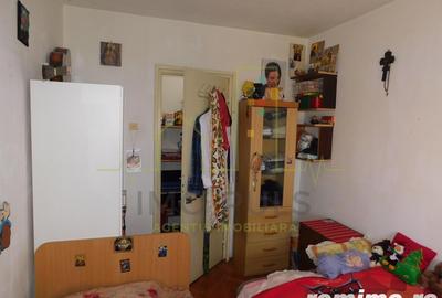 Apartament cu 4 camere semidecomandat în Circumvalațiunii - 3