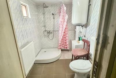 Casă cu 4 camere în Uiești - 8