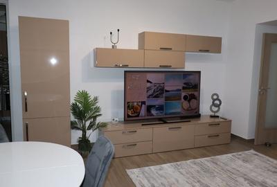 Apartament cu 3 camere decomandat, mobilat în P-ța Muncii - 1