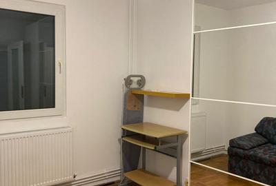 Apartament cu 3 camere semidecomandat, mobilat în Favorit - 10