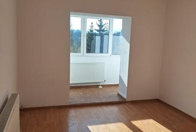 Apartament cu 2 camere de inchiriat , 56 mp , Zona Valea Aurie - 2