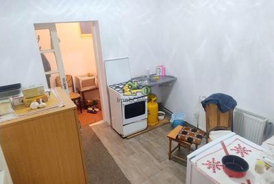 Casă individuală cu 2 camere cu Canalizare în Girocului - 8