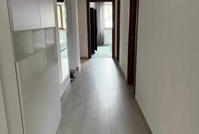 Apartament cu 3 camere decomandat, mobilat în P-ța Victoriei - 8
