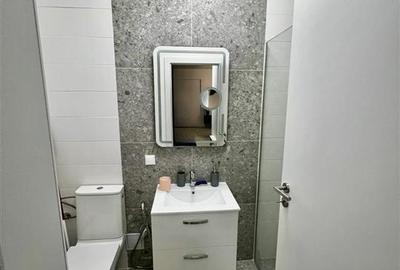 Apartament cu 2 camere decomandat, mobilat în Tractorul - 6