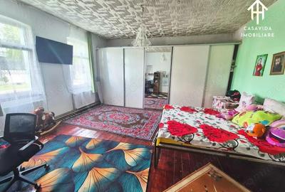 Casa de vanzare in Cire?u - 2