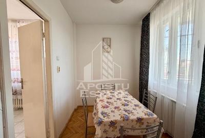 Apartament cu 2 camere decomandat, mobilat în Circumvalațiunii - 5