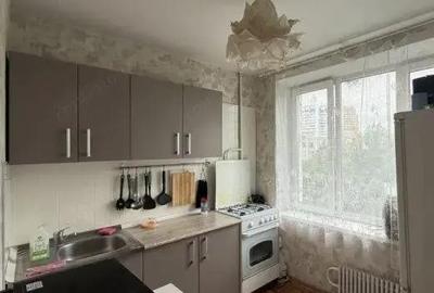 Apartament cu 2 camere semidecomandat în Lipovei