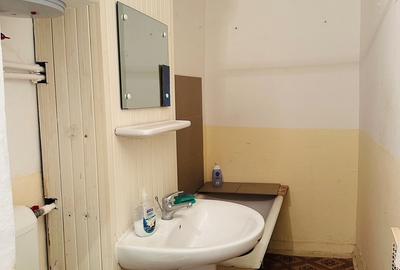 Zona ANAF - PIATA - Tribunal Comercial / Etaj 2. - 6