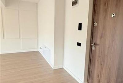 Apartament cu 2 camere circular, mobilat în Florești - 12