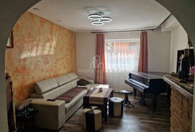 Casa de vanzare, 150 Mp utili, zona Eminescu, Sighisoara