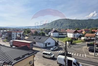 Apartament cu 4 camere în Central - 2