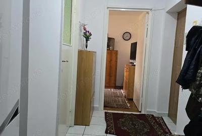 Apartament cu 3 camere semidecomandat în Zamfirescu - 19