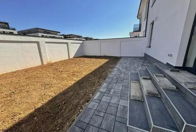 Vila construită pentru uz propriu| Curte mare| Metrou| Structură reală - 6