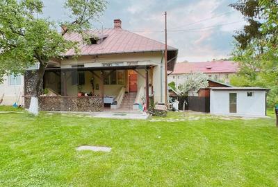 Casa in Moreni (exterior Vest)  si 2000 mp de teren - 1