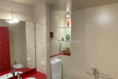 Apartament cu 3 camere decomandat în Unirii