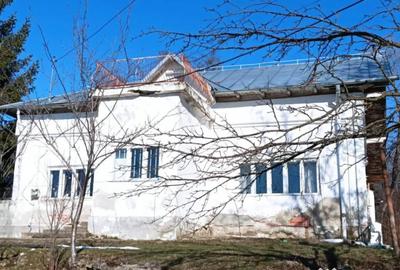 Casă cu 5 camere cu Teren 5950 Mp în Nord - 8