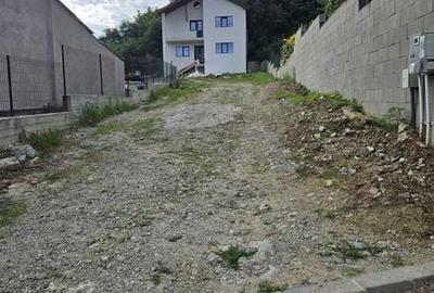 Casă cu 4 camere cu Teren 140 Mp în Petrișor - 1