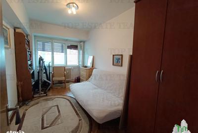 Apartament cu 3 camere decomandat în 1 Mai - 4