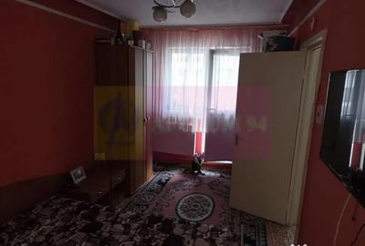 Apartament cu 2 camere semidecomandat în Autogară - 3