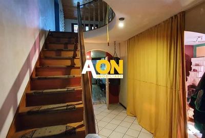 Casă individuală cu 5 camere cu Canalizare în Central - 4