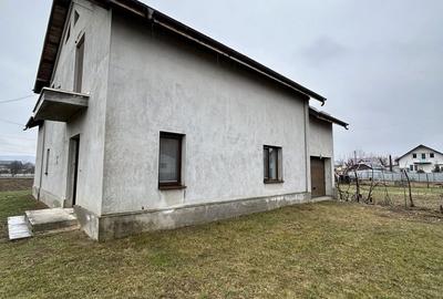 Casă cu 4 camere cu Teren 1090 Mp în Central - 12