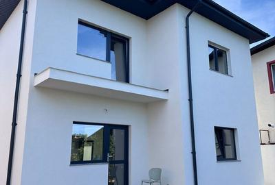 Casă cu 3 camere în Cumpăna