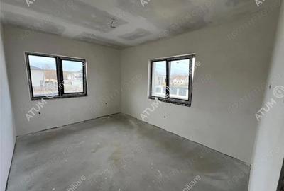 Casă cu 5 camere în Central - 3
