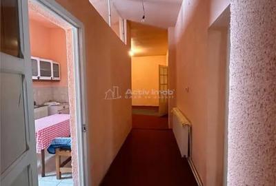Casă cu 6 camere cu Teren 606 Mp în Central - 16