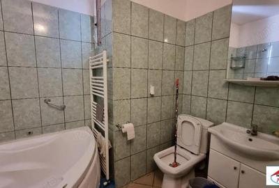 Apartament cu 4 camere decomandat în Titulescu - 12