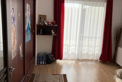 Inchiriez apartament - 1