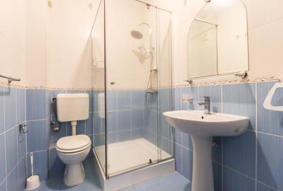 Apartament cu 3 camere semidecomandat în Central - 32
