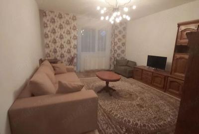 Apartament cu 3 camere decomandat, mobilat în Andrei Mureșanu