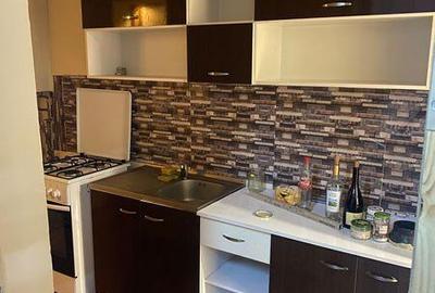 Casă cu 3 camere cu Teren 80 Mp în Central