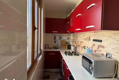 Apartament cu 3 camere decomandat, mobilat în Central - 2