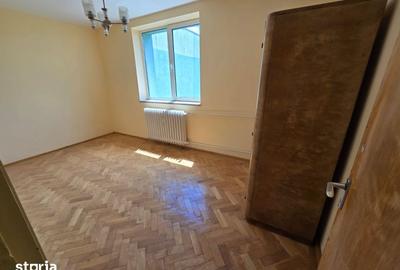Apartament cu 4 camere în Central - 7
