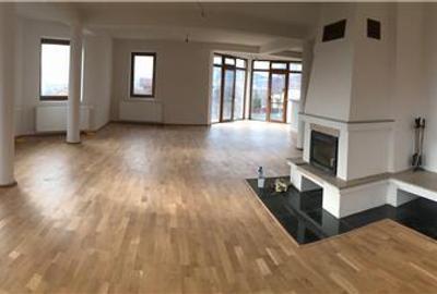 Casă cu 9 camere cu Teren 900 Mp în Cornu - 15